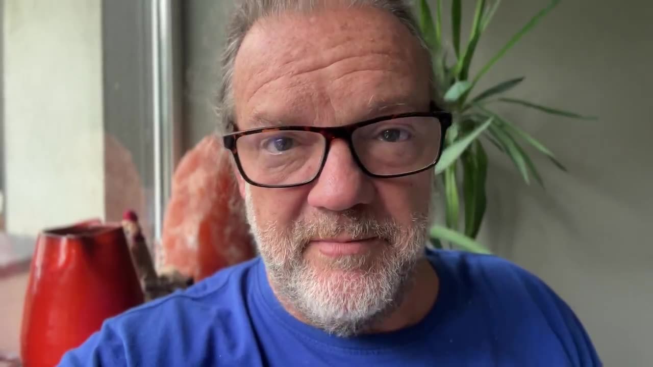 In the middle of “doom scrolling” and seeing people fighting with each other online.. – 7th Aug 2025