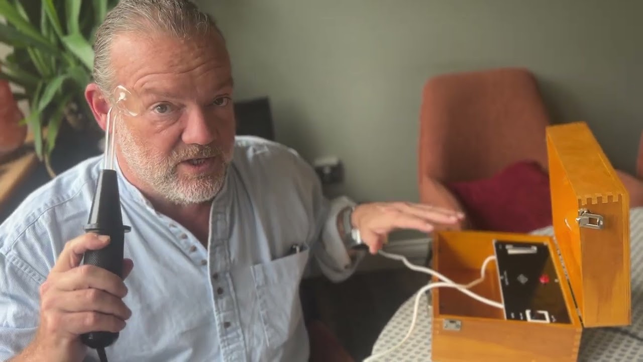 Mornin’ Campers! Fixing my EYESIGHT with the TESLA VIOLET RAY machine? – 10th Sept 2025